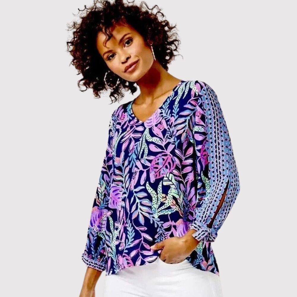 Lilly Pulitzer Womens Top Purple Pamala You’ve Been Spotted V Neck Blouse XS